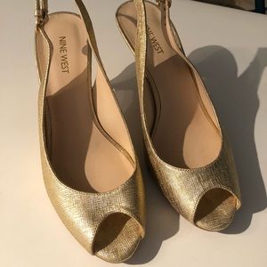 Gold Heels, Women’s Sz 8